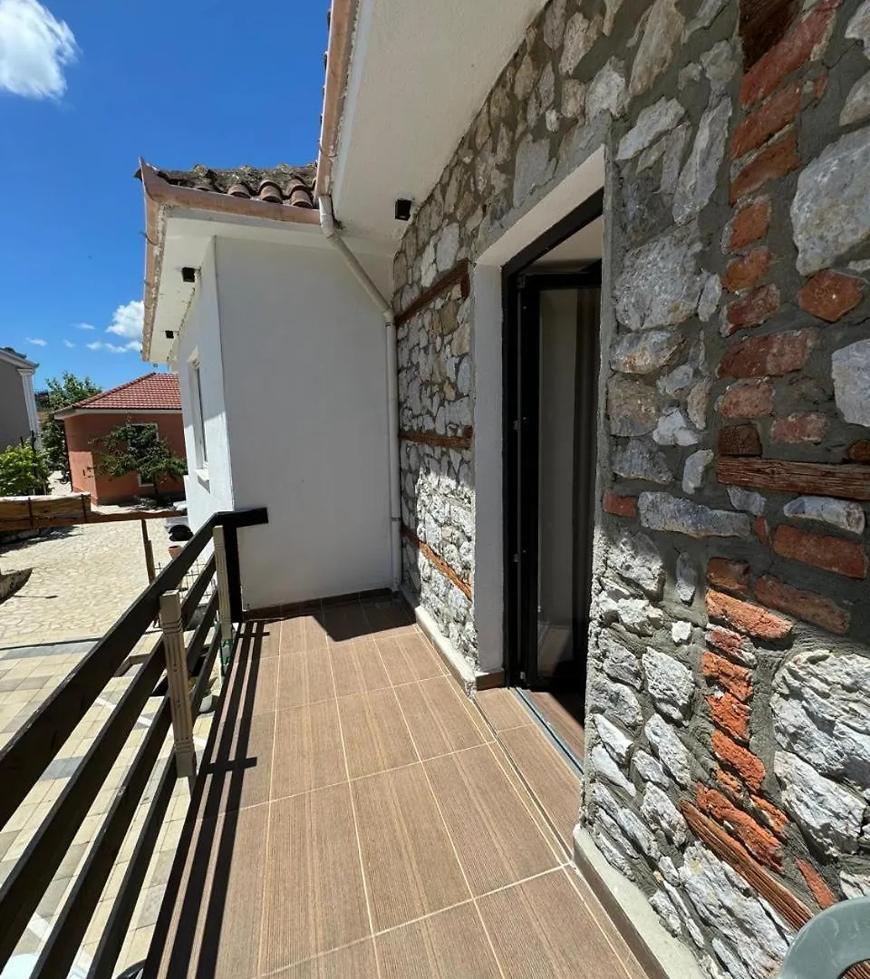 Vila Ndrio Tushemisht Hotel