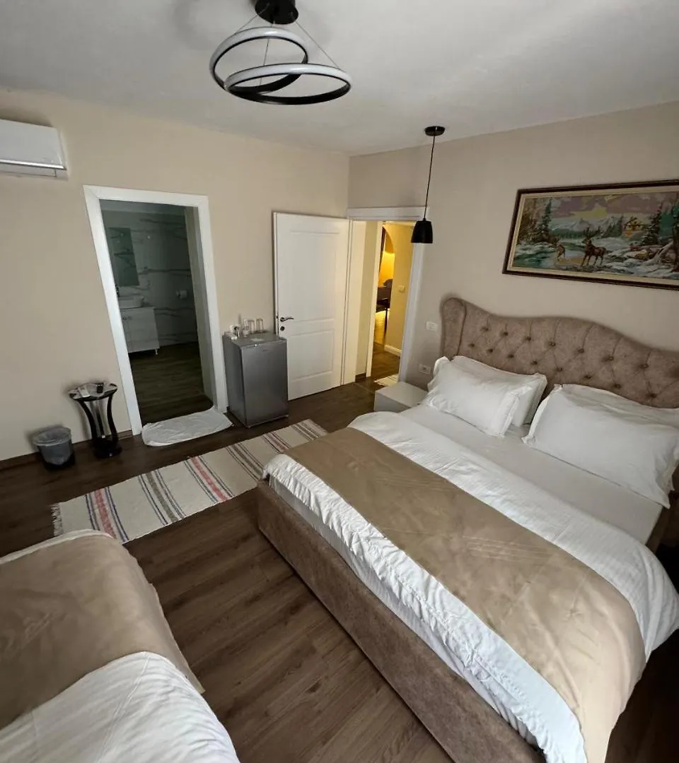 Vila Ndrio Tushemisht 5*,  Albania